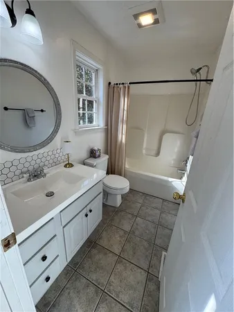 $2,750 | 2011 Ridgeview Lane, Seneca, SC 29678