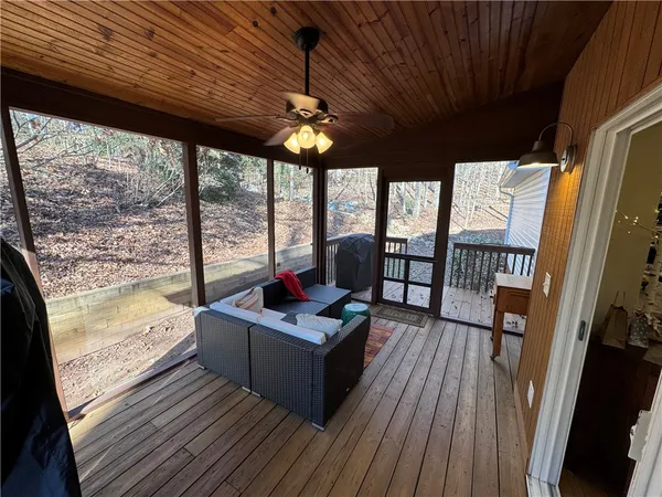 $2,750 | 2011 Ridgeview Lane, Seneca, SC 29678