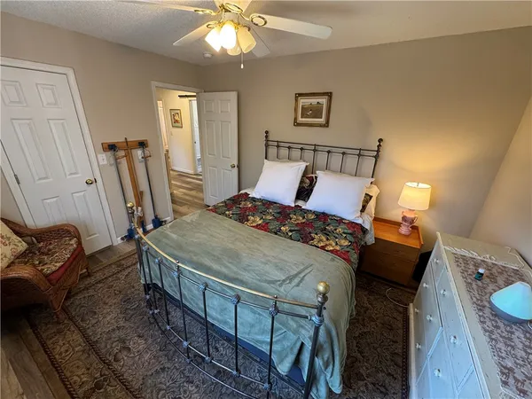$2,750 | 2011 Ridgeview Lane, Seneca, SC 29678