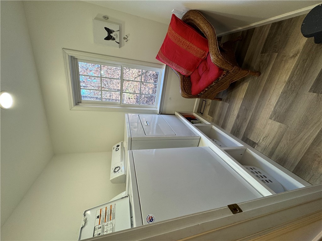 2011 Ridgeview Lane Seneca, SC 29678 - Photo 29 of 30 Custom Laundry