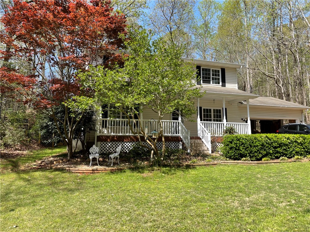 2011 Ridgeview Lane Seneca, SC 29678 - Photo 10 of 34 Spring time last year coming soon.