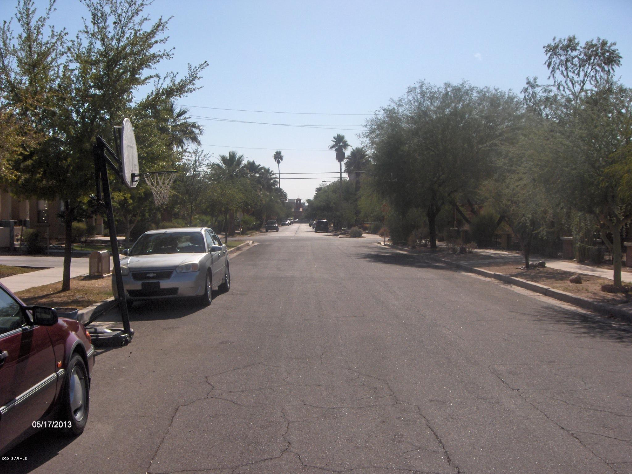 1207 West Monroe Street Phoenix, AZ 85007 - Photo 10 of 13 016