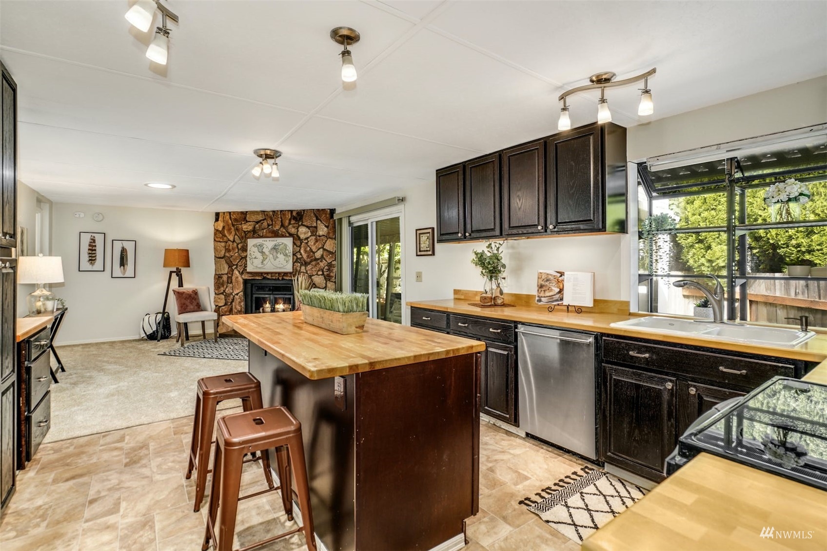 201 Union Avenue Southeast, Unit 20 Renton, WA 98059 - Photo 8 of 35 Gallery Image 8