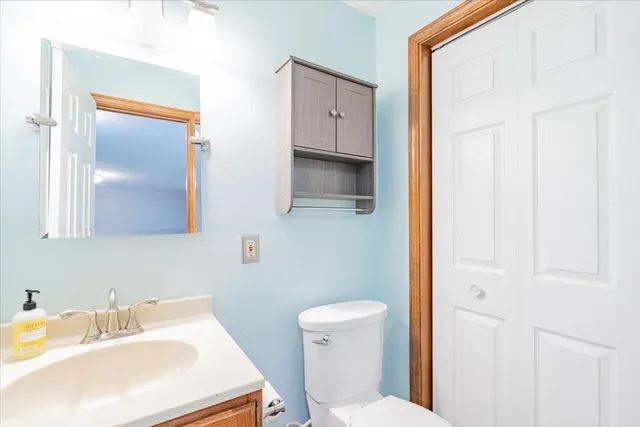 $224,900 | 46 Parkshores Drive, Bloomington, IL 61701