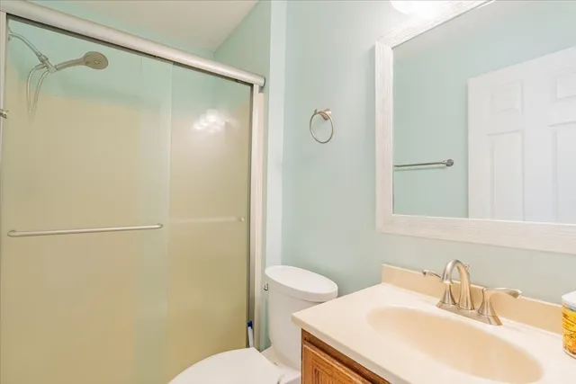 $224,900 | 46 Parkshores Drive, Bloomington, IL 61701