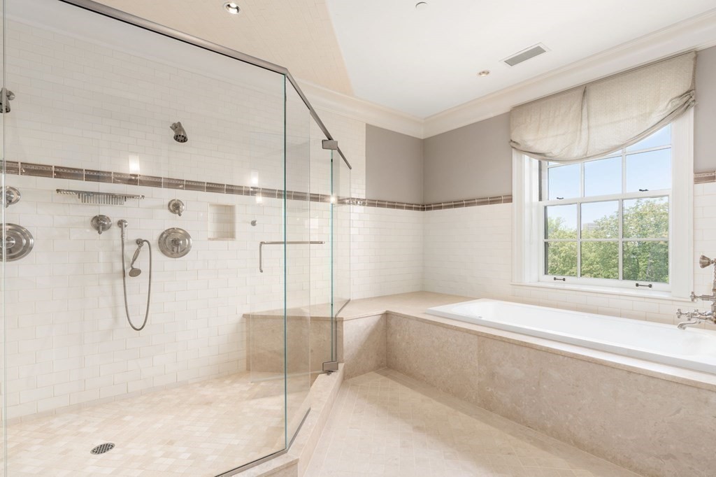 150 Beacon Street, Unit PH Boston, MA 02116 - Photo 13 of 24