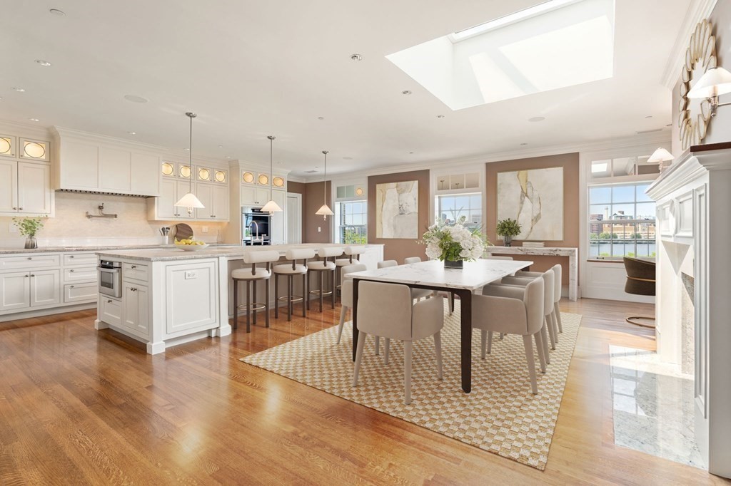 150 Beacon Street, Unit PH Boston, MA 02116 - Photo 7 of 24