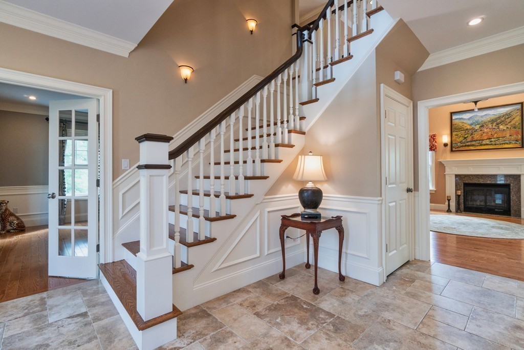 29 Woodcliffe Road Lexington, MA 02421 - Photo 5 of 35