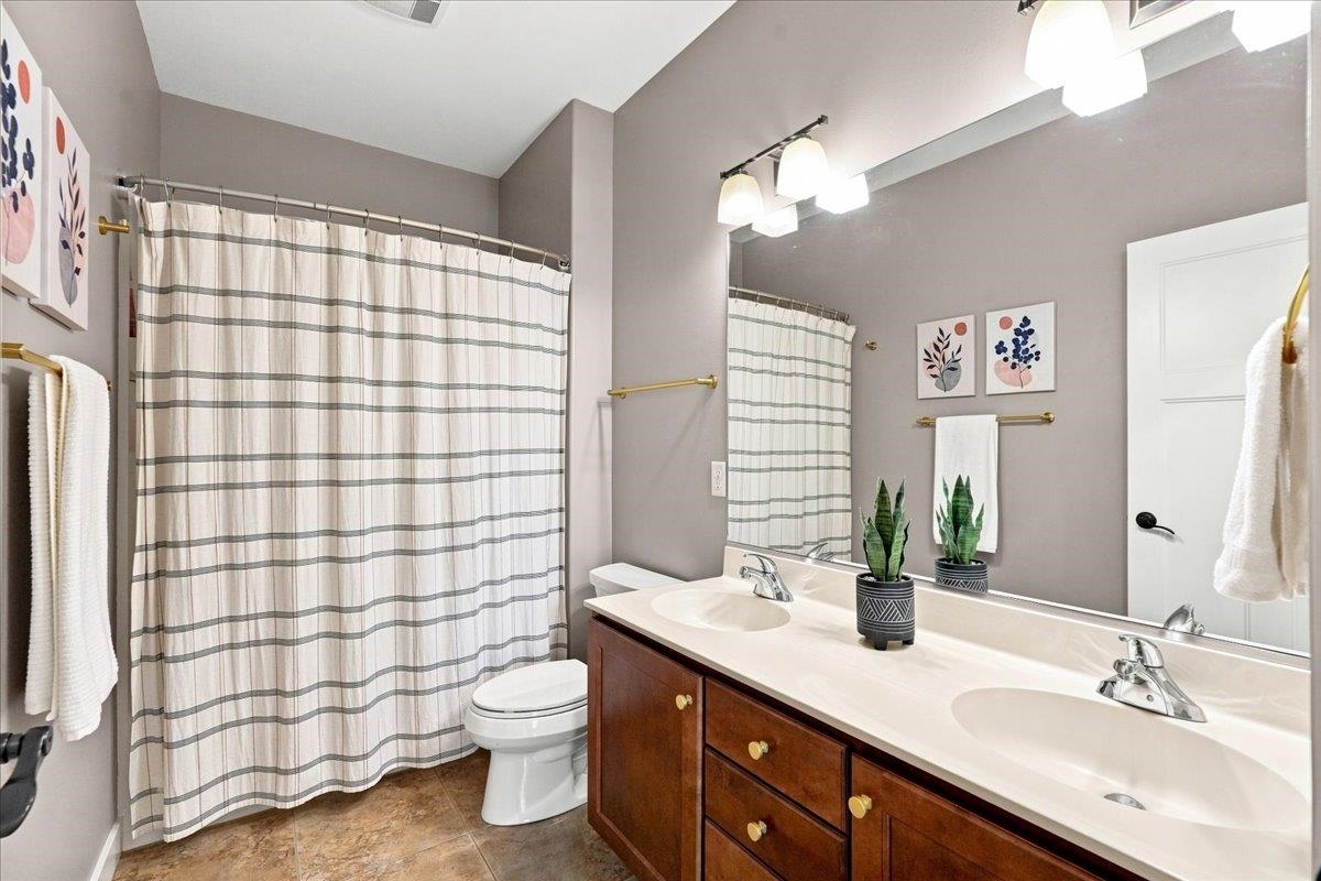 856 Peace Oregon, WI 53575 - Photo 32 of 62 Gallery Image 32