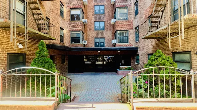 $200,000 | 32-22 91st Street, Unit 106 | Jackson Heights