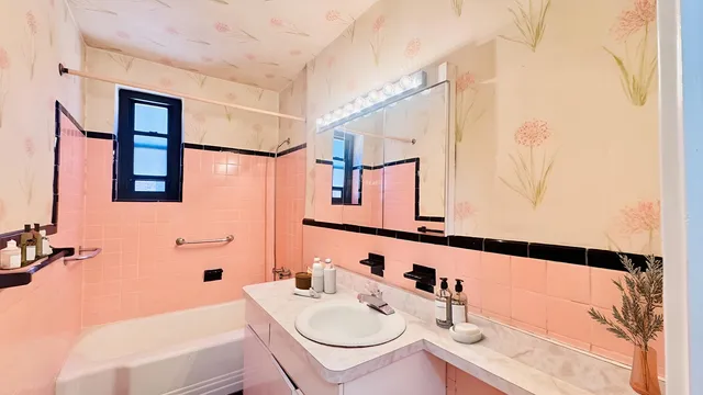 $200,000 | 32-22 91st Street, Unit 106 | Jackson Heights