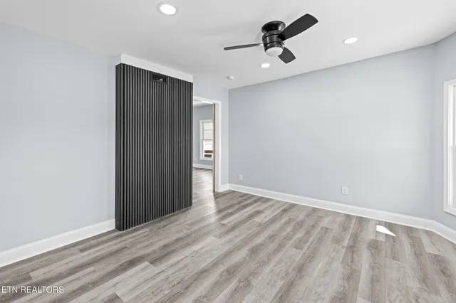 $299,000 | 125 North Chamberlain Avenue, Rockwood, TN 37854