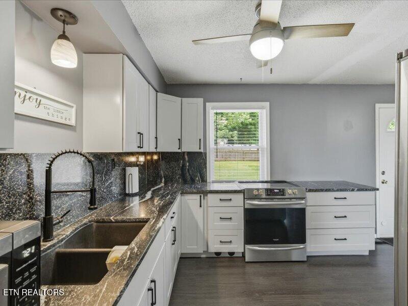 1120 Lockhart Road Jefferson City, TN 37760 - Photo 10 of 32 12-1120-Lockhart-Rd-Jefferson-City-TN-12
