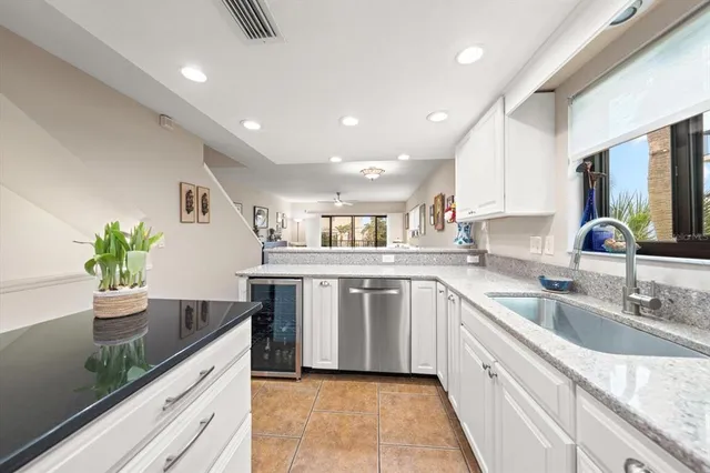 $800,000 | 1206 Gulf Boulevard, Unit A6, Indian Rocks Beach, FL 33785