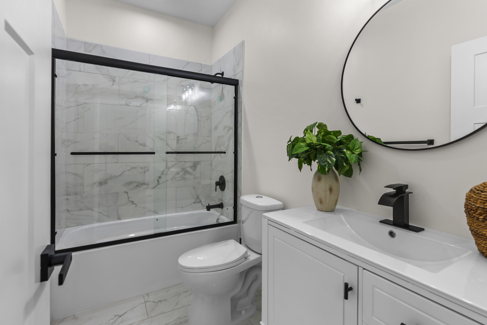 17 West Dearborn Street Plano, IL 60545 - Photo 14 of 35