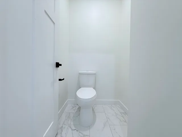 $470,000 | 17 West Dearborn Street, Plano, IL 60545