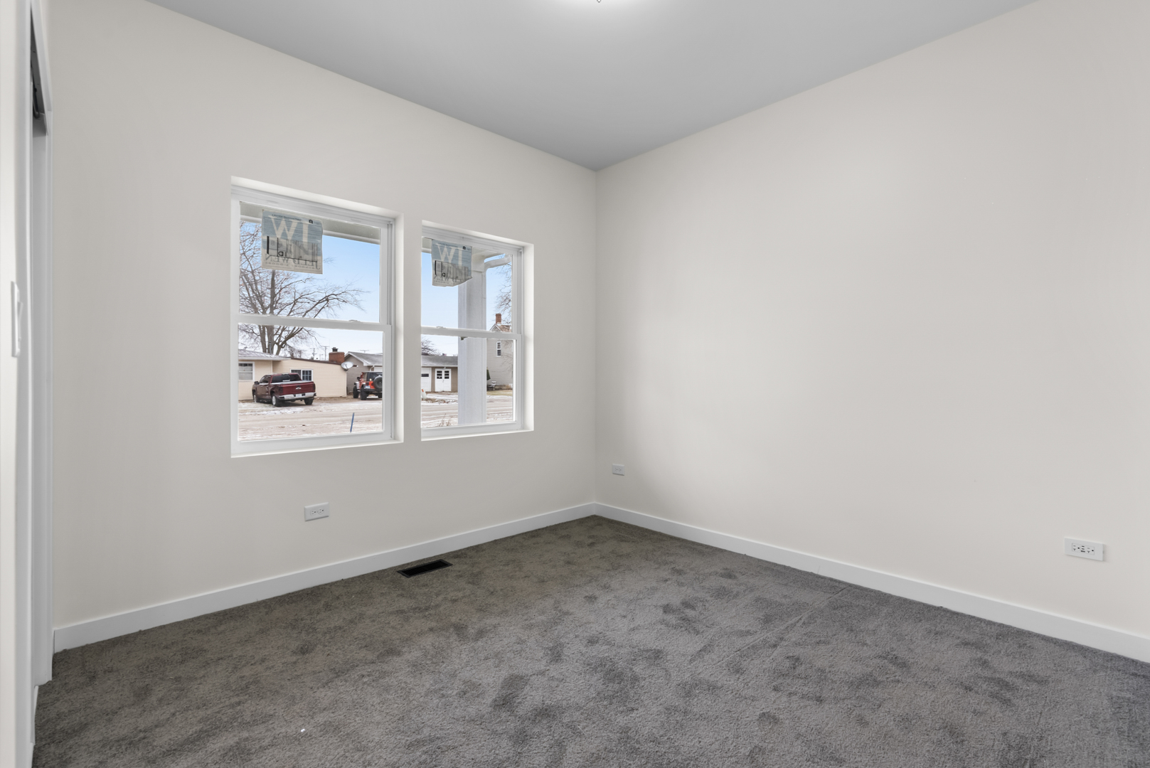 17 West Dearborn Street Plano, IL 60545 - Photo 17 of 35