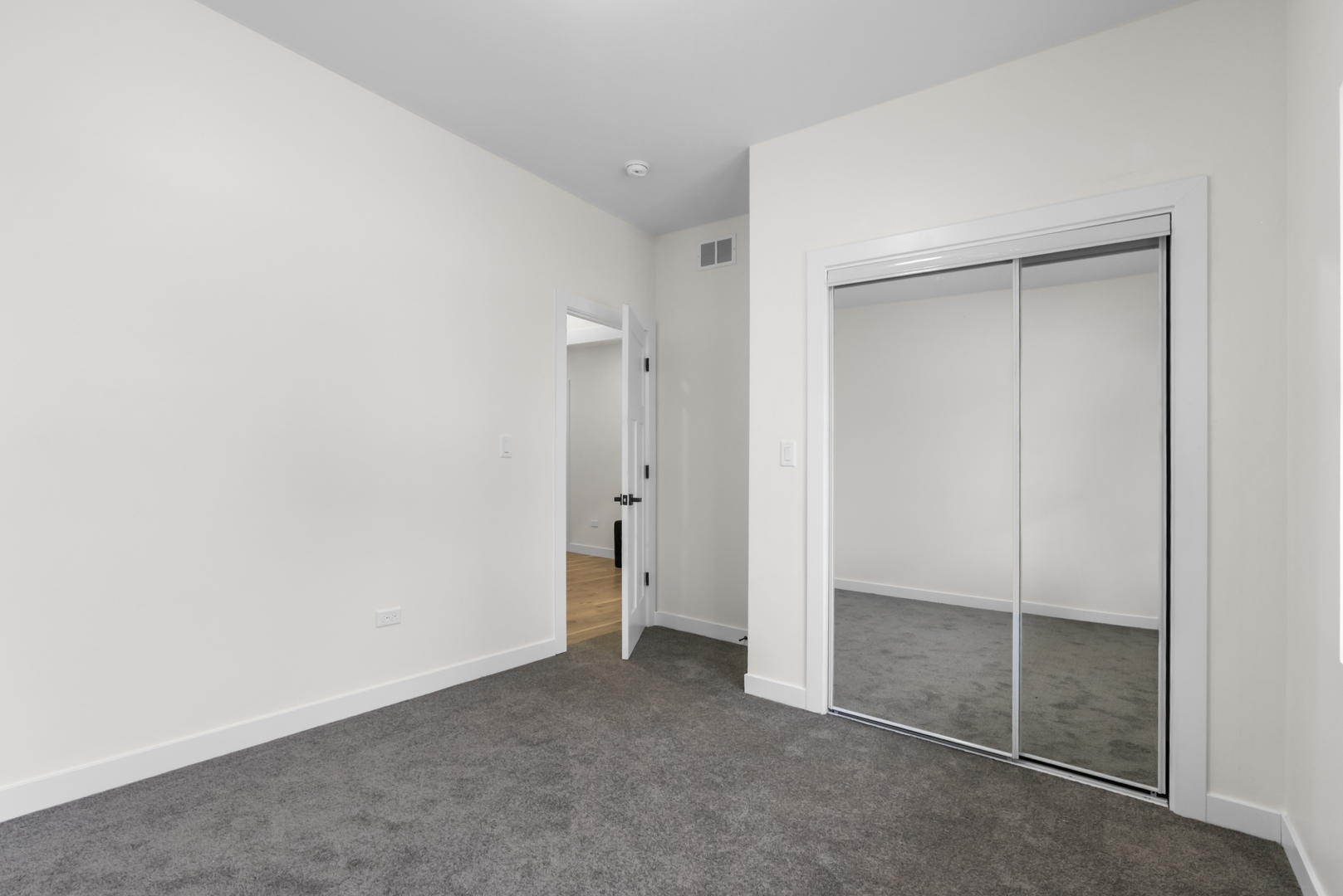 17 West Dearborn Street Plano, IL 60545 - Photo 18 of 35