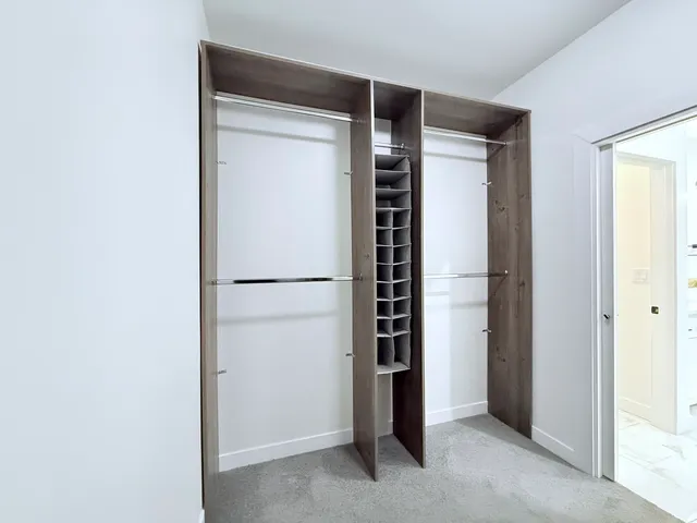 $470,000 | 17 West Dearborn Street, Plano, IL 60545