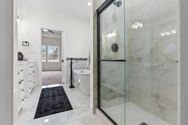 $445,000 | 17 West Dearborn Street, Plano, IL 60545