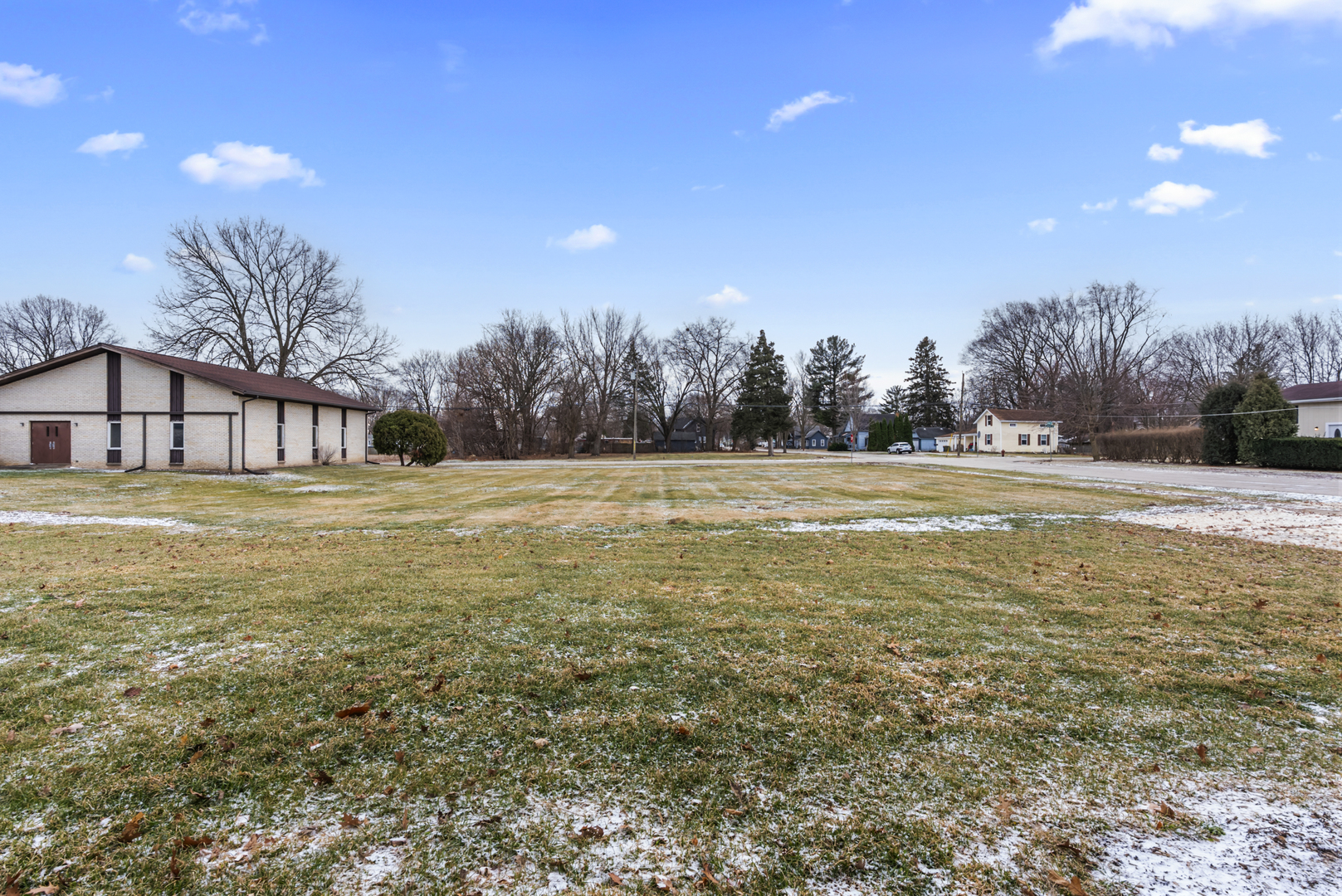 17 West Dearborn Street Plano, IL 60545 - Photo 34 of 35