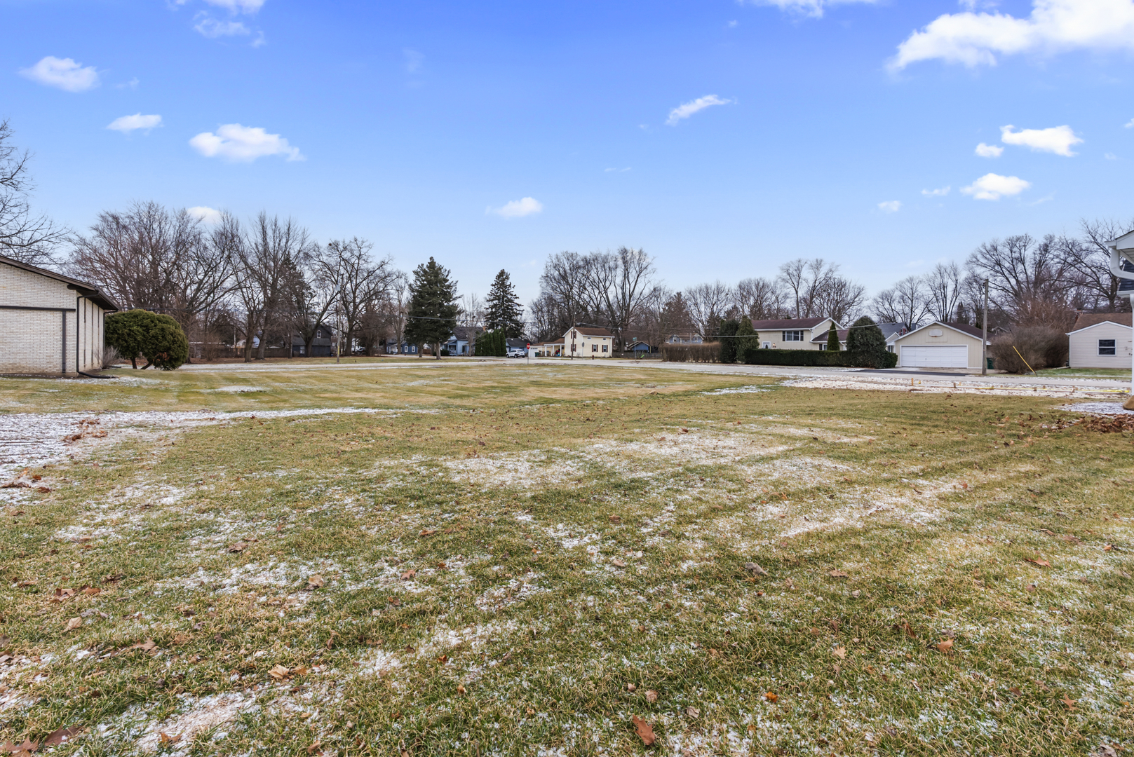 17 West Dearborn Street Plano, IL 60545 - Photo 35 of 35