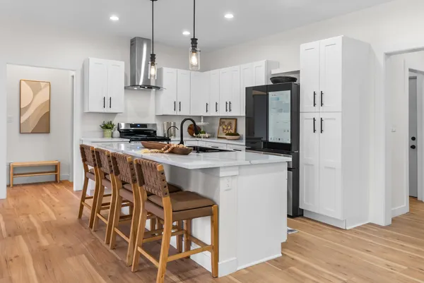 $445,000 | 17 West Dearborn Street, Plano, IL 60545