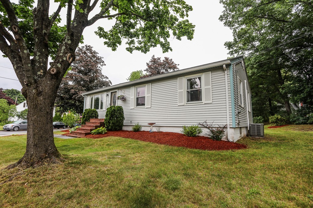 19 Stillwater Road Methuen, MA 01844 - Photo 3 of 30 Gallery Image 3