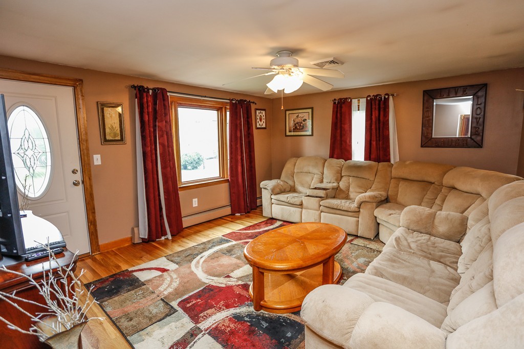 19 Stillwater Road Methuen, MA 01844 - Photo 8 of 30 Gallery Image 8