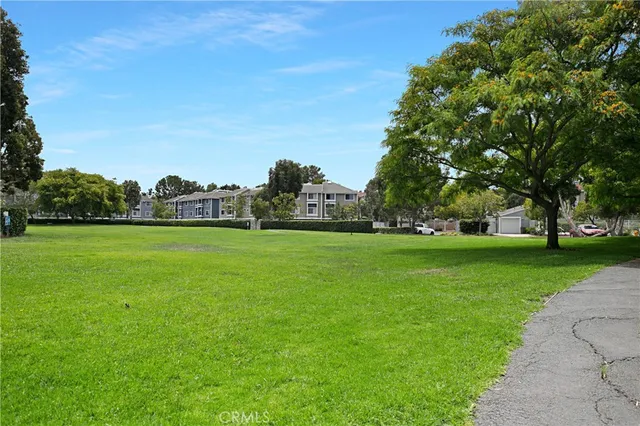 $3,400 | 20331 Bluffside Circle, Unit 303, Huntington Beach, CA 92646