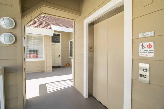 $3,400 | 20331 Bluffside Circle, Unit 303, Huntington Beach, CA 92646