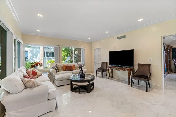 $10,000 | 3 Ocean Lane, Palm Beach, FL 33480