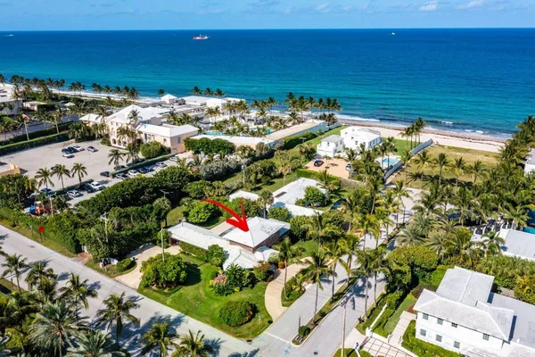 $10,000 | 3 Ocean Lane, Palm Beach, FL 33480