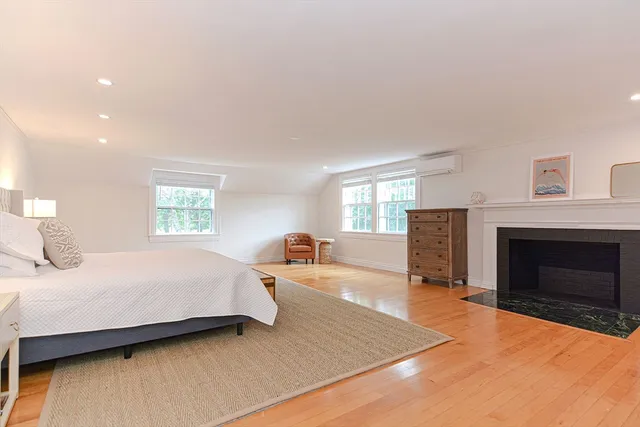 $8,400 | 135 Bridge Street, Manchester, MA 01944