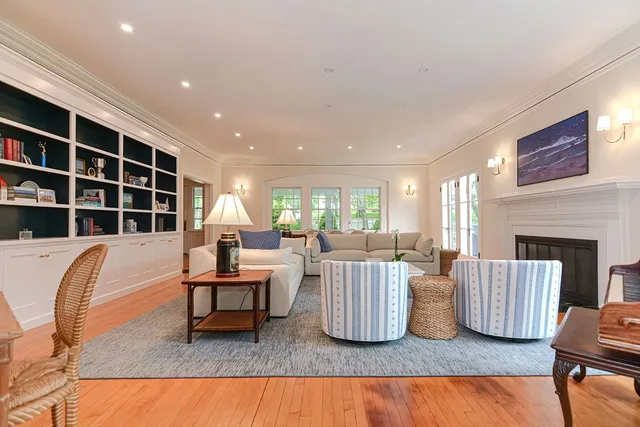 $8,400 | 135 Bridge Street, Manchester, MA 01944