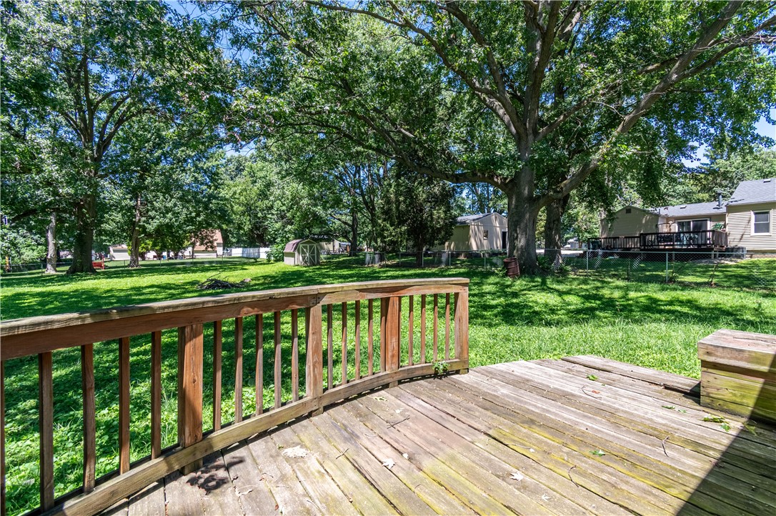 2325 South Richmond Road Decatur, IL 62521 - Photo 14 of 16