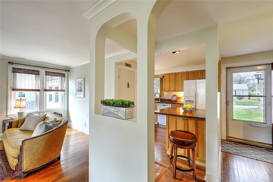 2 Milton Road Barrington, RI 02806 - Photo 9 of 46