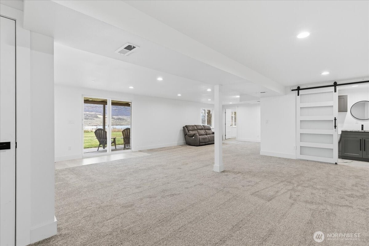 216 Sandy Lane Electric City, WA 99123 - Photo 23 of 40