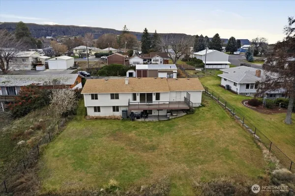 a view of a house with a outdoor space