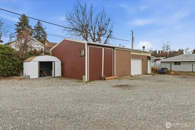 $535,000 | 216 Sandy Lane, Electric City, WA 99123