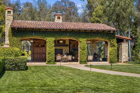 $15,995,000 | 6314 El Apajo, Rancho Santa Fe, CA 92067