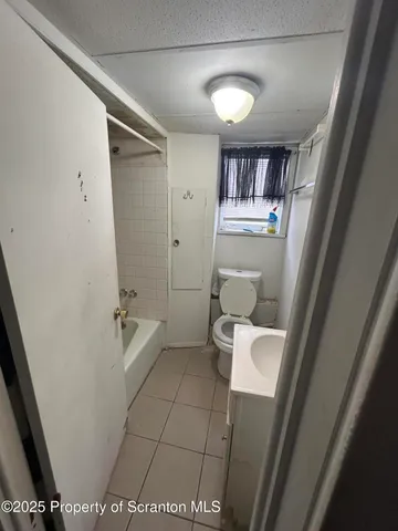 a view of walk in closet