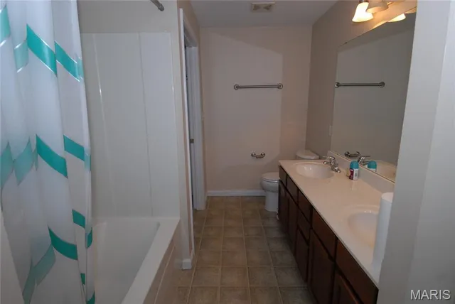 $1,450 | 10201 Spring Creek Lane, Unit 2B, O'Fallon, MO 63368