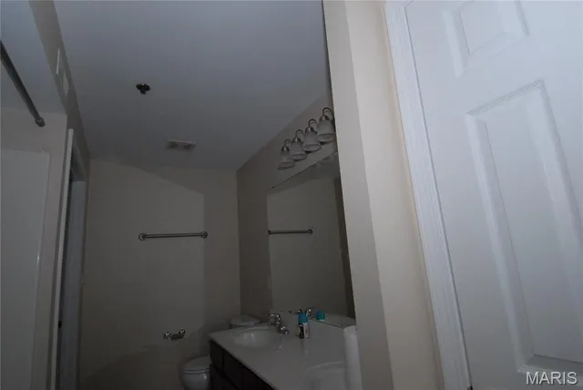 $1,450 | 10201 Spring Creek Lane, Unit 2B, O'Fallon, MO 63368