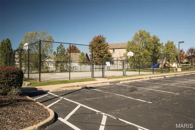 $1,450 | 10201 Spring Creek Lane, Unit 2B, O'Fallon, MO 63368