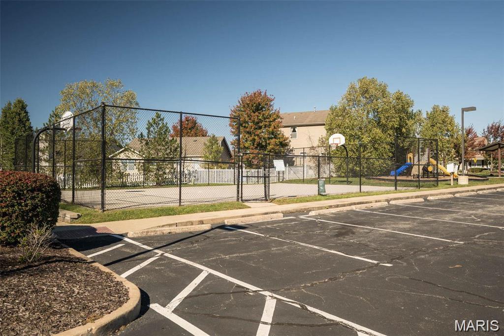 10201 Spring Creek Lane, Unit 2B O'Fallon, MO 63368 - Photo 6 of 30