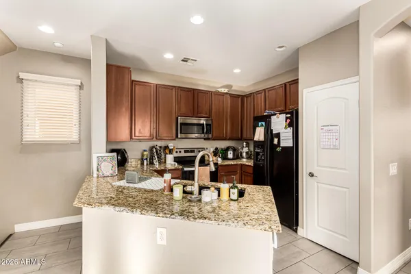 $382,500 | 1311 South Sabino Drive, Gilbert, AZ 85296