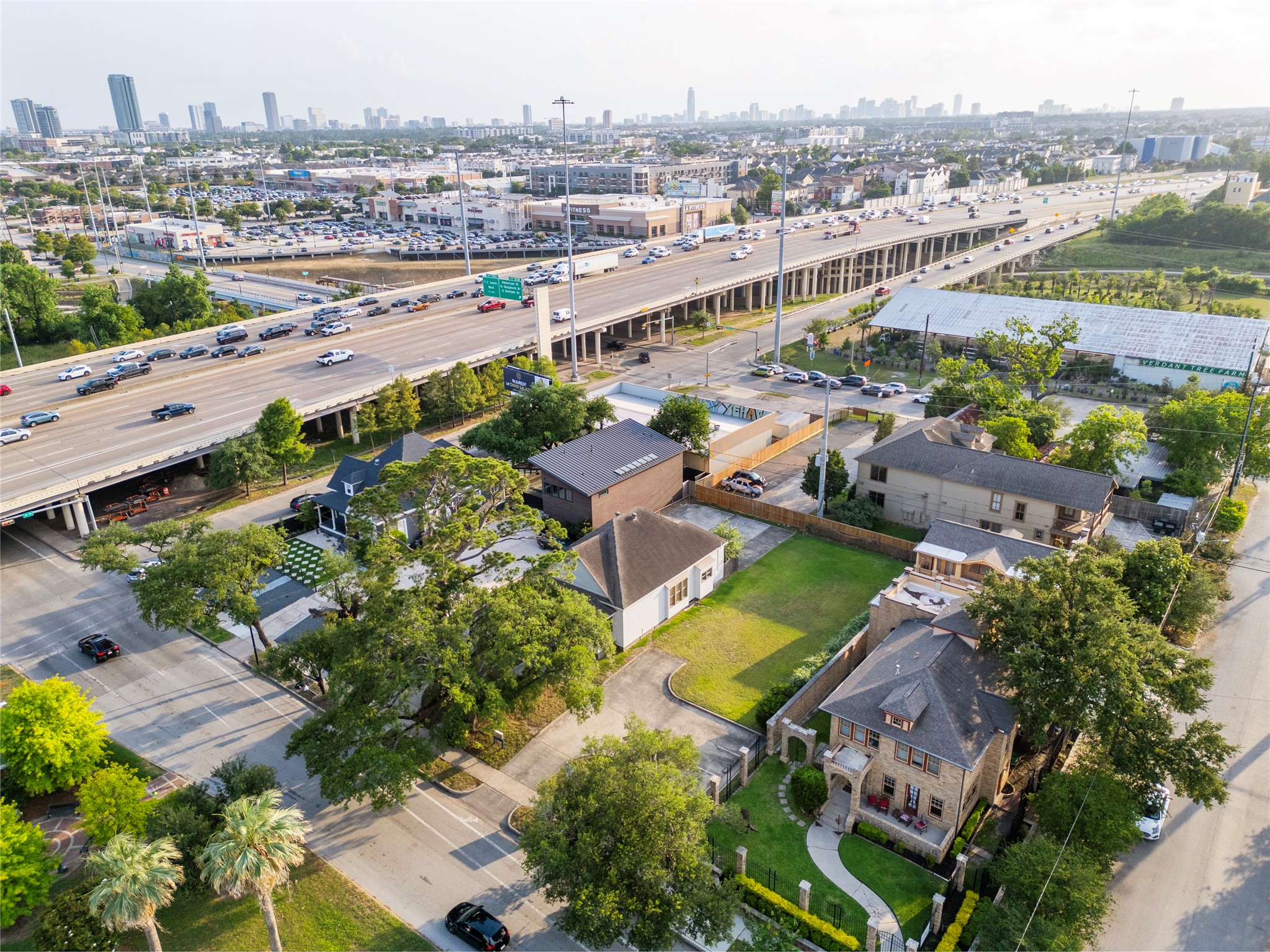 333 Heights Boulevard Houston, TX 77007 - Photo 1 of 7