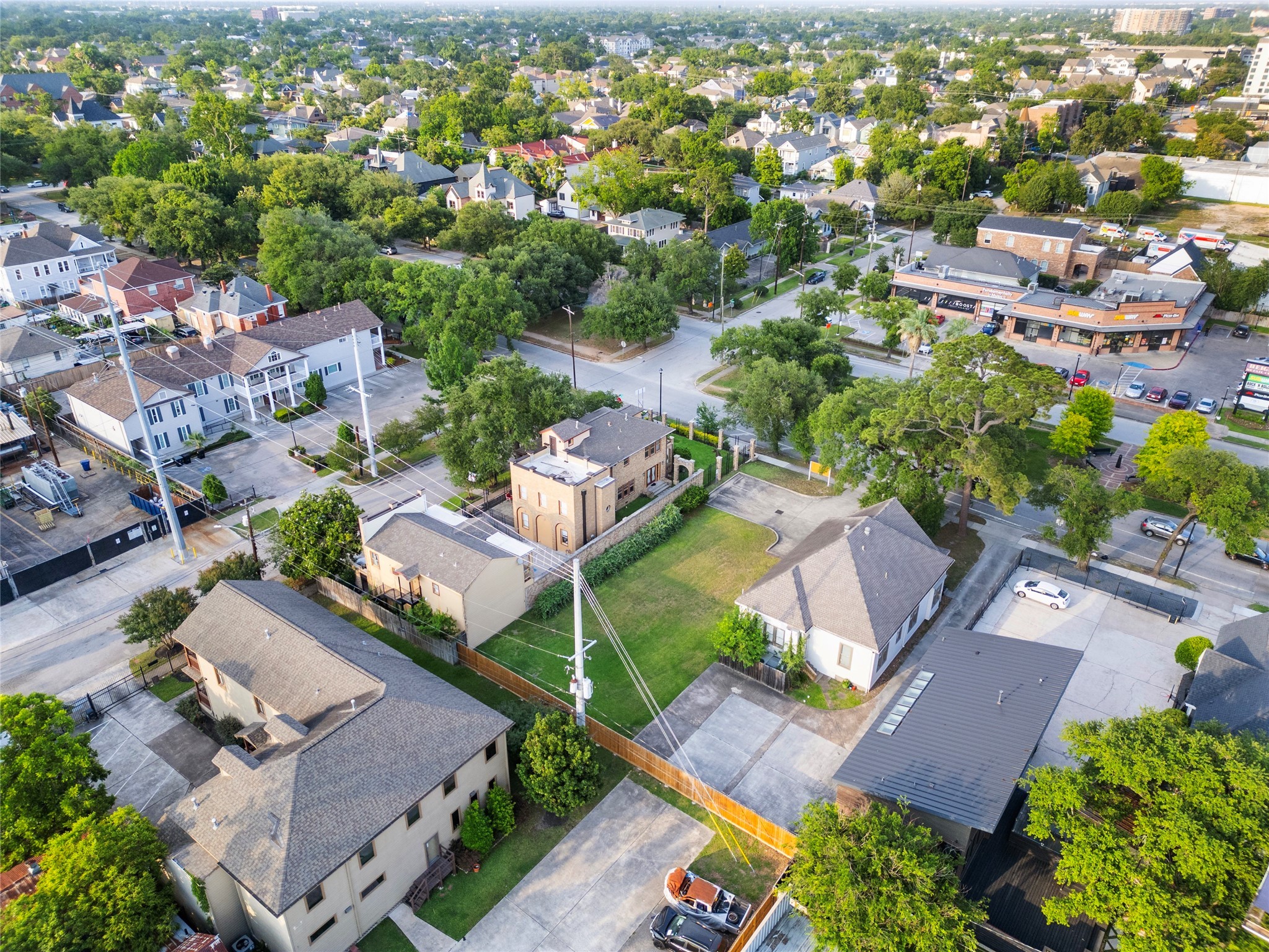 333 Heights Boulevard Houston, TX 77007 - Photo 3 of 7