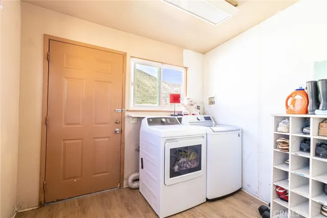 $325,000 | 5668 Eaglestone Lane, Phelan, CA 92371